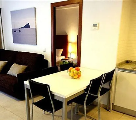 Pierre & Levante Apartamento *