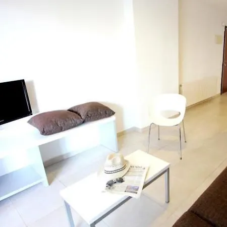 Pierre & Levante Apartamento *