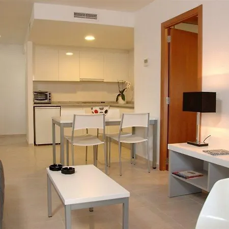 Pierre & Levante Apartamento