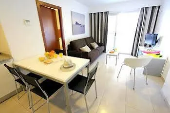 Pierre & Levante Apartamento