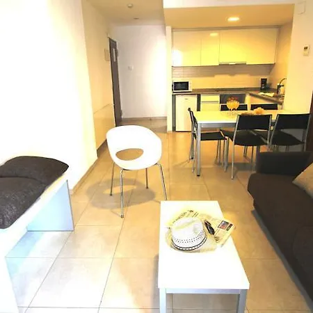Pierre & Levante 3*
