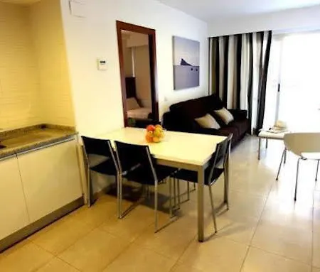 Pierre & Levante 3*