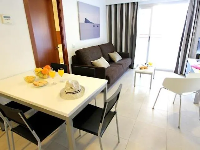 Pierre & Levante Szálloda