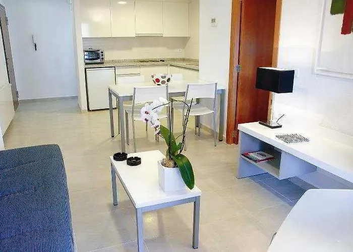 Pierre & Levante 3*